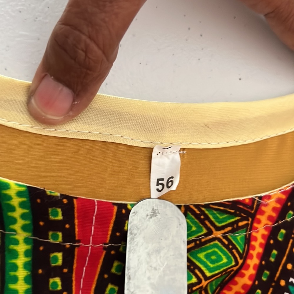 Free Flaw Caftan w/ Beautiful Dashiki Embellishment - Picture 9 of 9